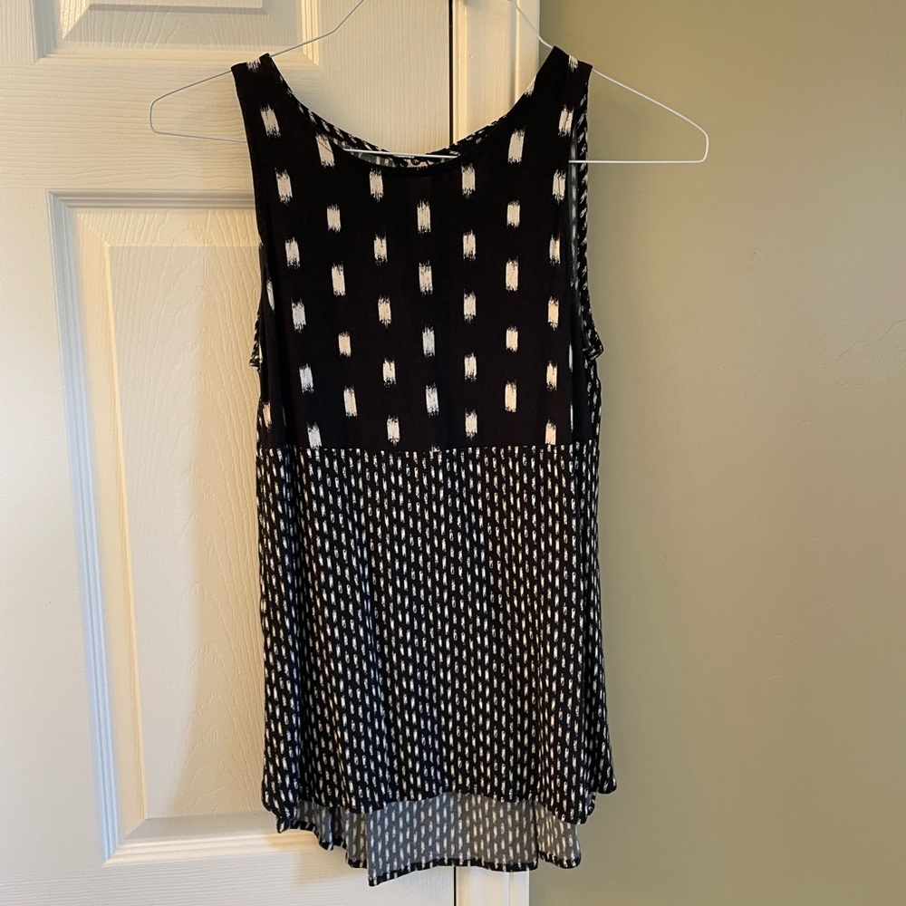 Patterned Tank - image 1